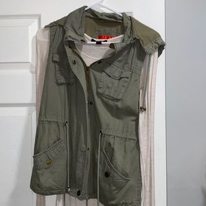 Light army green womens vest